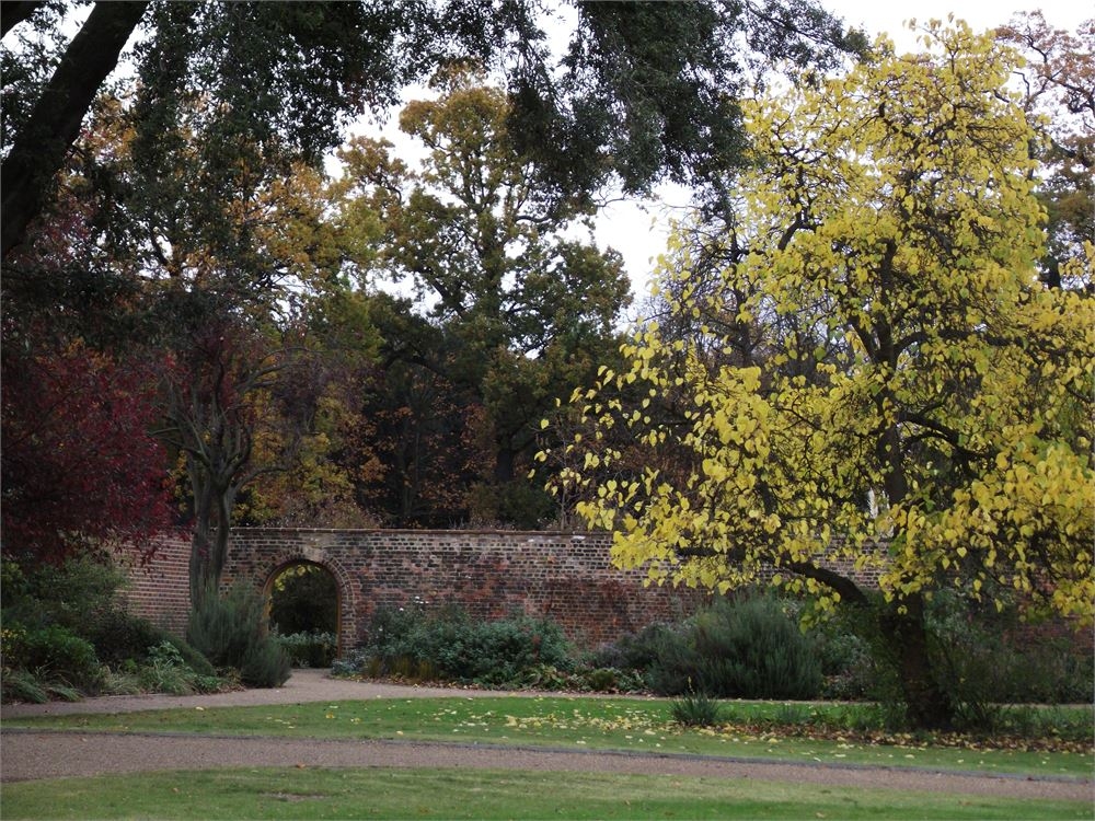 Valentines Mansion & Gardens