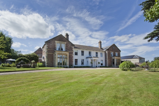 Glewstone Court Country House