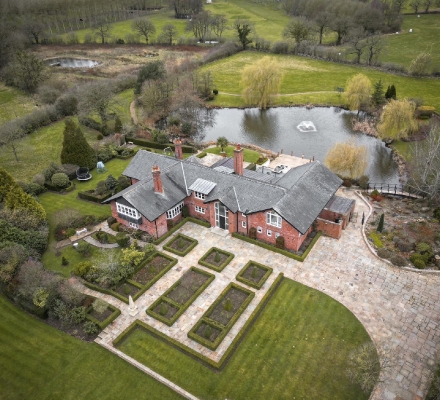 Fernside House And Barn
