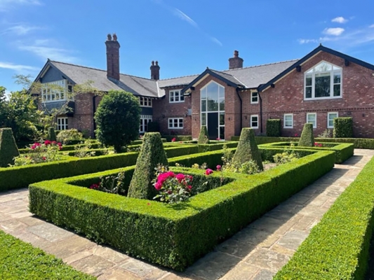 Fernside House And Barn