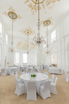 Chandelier Suite