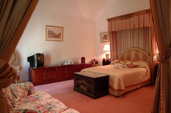 Esseborne Manor - Premier Room