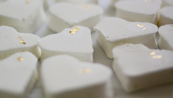 Marshmallow Heart Favours
