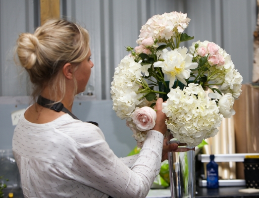 Florist in action