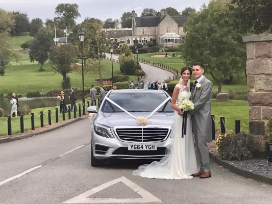 Fully licensed, choose our Mercedes S Class Limo for your honeymoon transport or going away car