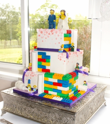Simpson Lego theame cake