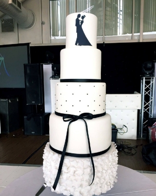 5 tier wedding cake 