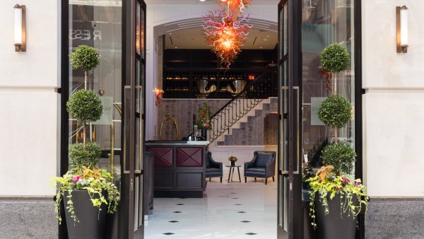 Broadway Plaza Hotel