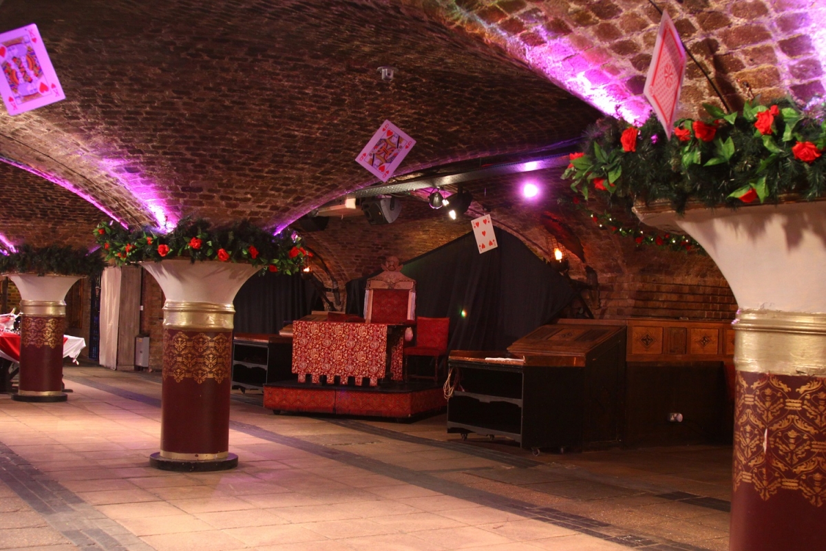 Alice in Wonderland set up