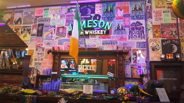 Dixie Tavern