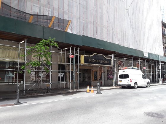 Edison Hotel