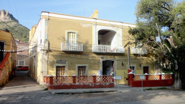 Hotel Paseo de la Presa