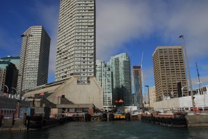 Wikimedia Commons photo for Westin Harbour Castle