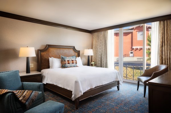 Little America Hotel Cheyenne