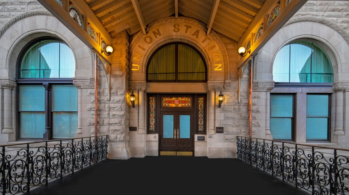Photo from venue (owner permission confirmed)