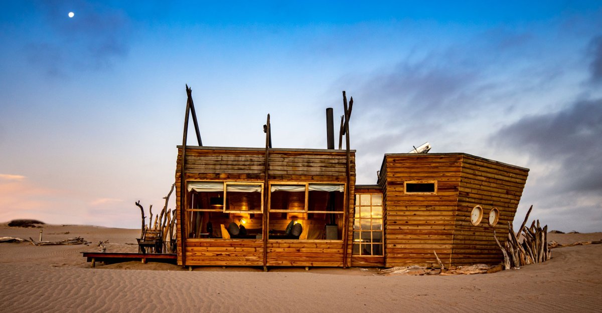 Shipwreck Lodge