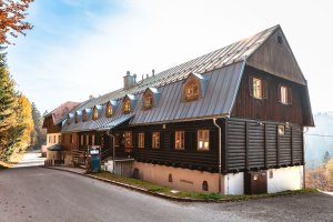 Photo from venue website