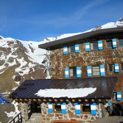 Rifugio Larcher