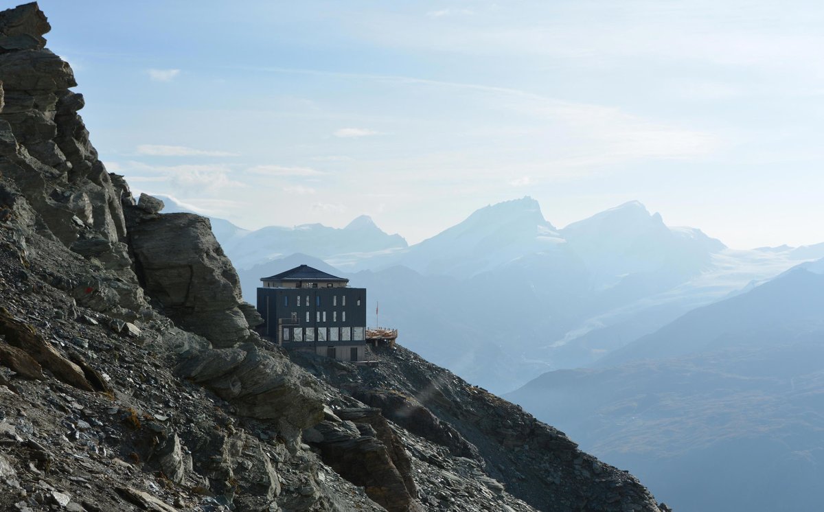 Hörnli Hut