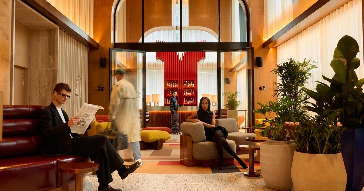 The Standard, Brussels