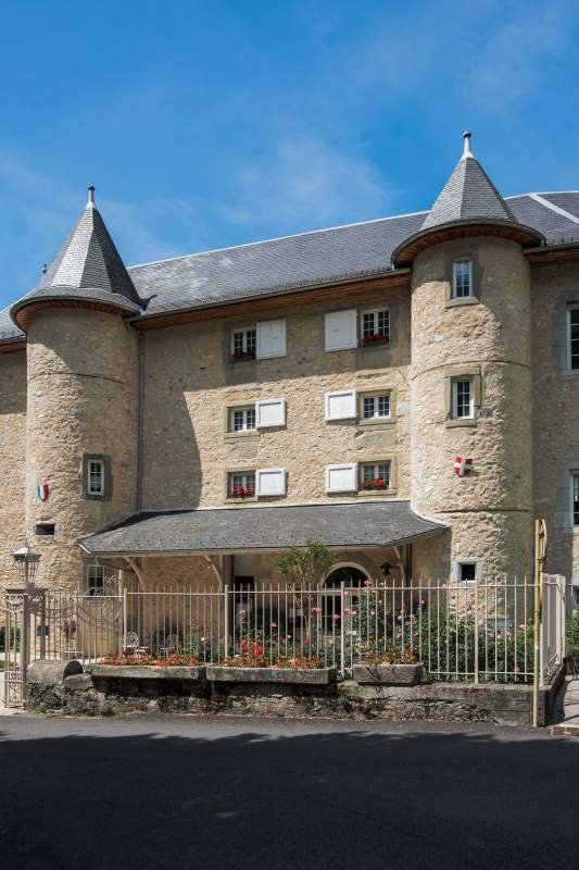 Photo from venue website