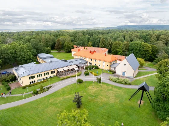 Flämslätts stiftsgård