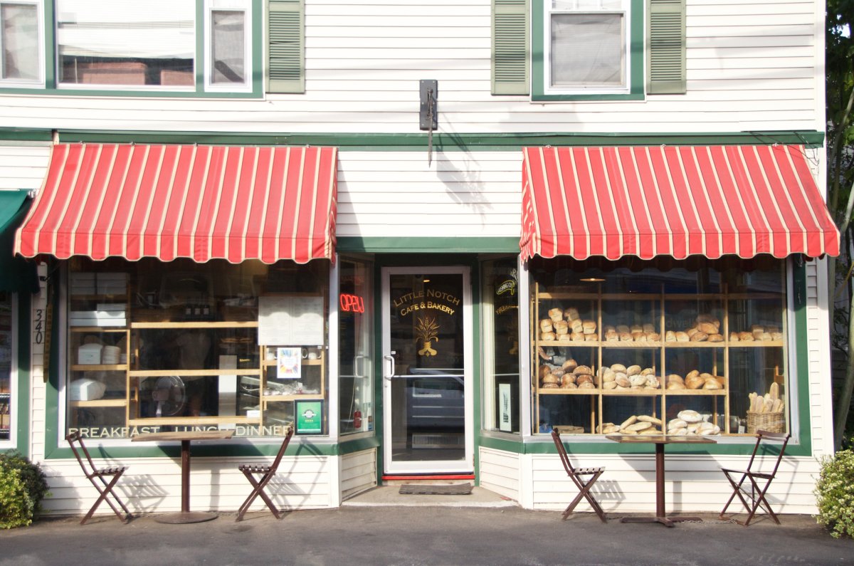 Little Notch Cafe & Bakery