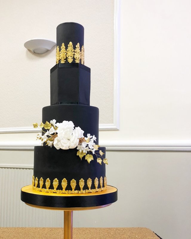All Shapes & slices Cake Co photo 4