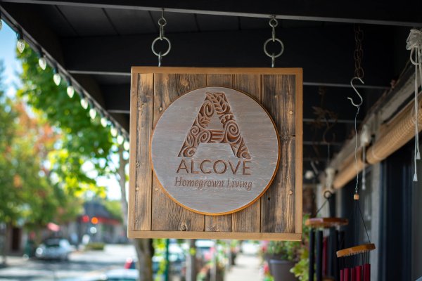 Alcove Homegrown Living