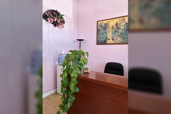 21 Facial & Massage