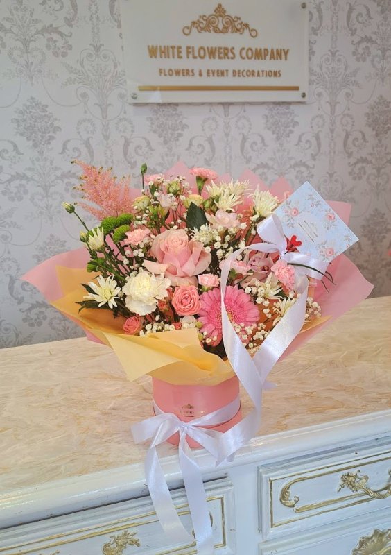 White flowers company