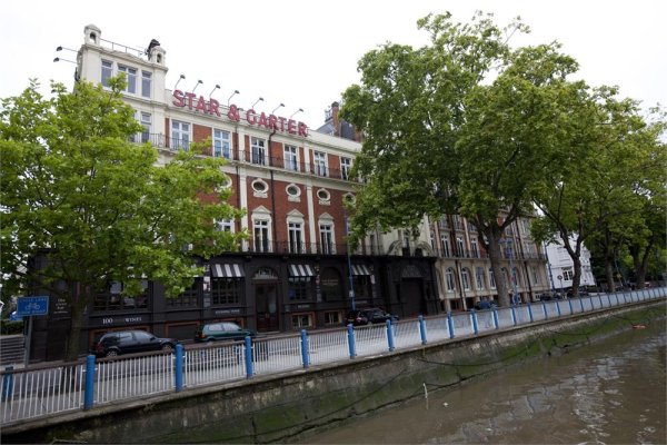 Star And Garter