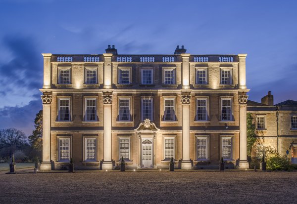 Hinwick House