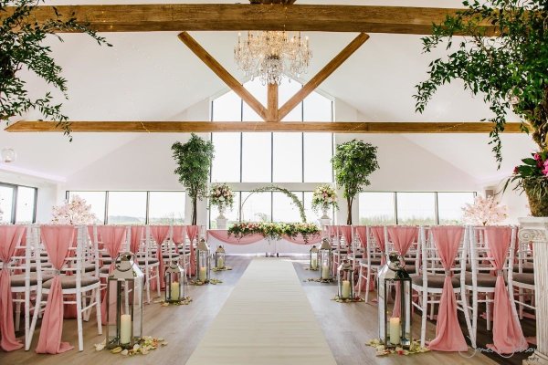 The Glass House At Staining Lodge