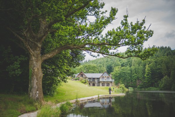 Canada Lodge And Lake 