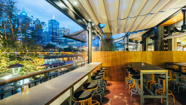 Hophaus Bar & Grill