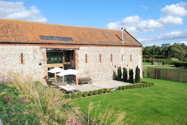 Barsham Barns
