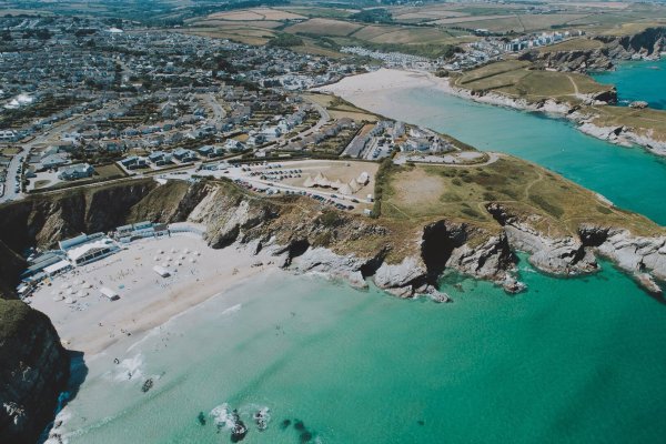 Lusty Glaze Beach