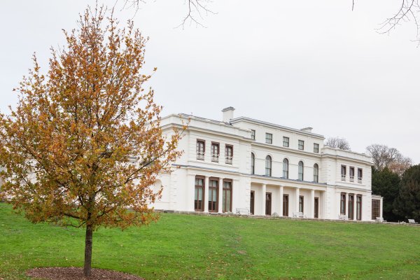 Gunnersbury Park