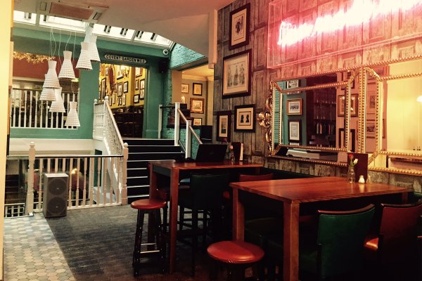 Mabel's Bar
