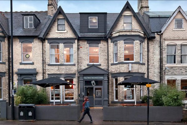 #DISC# The New George Hotel