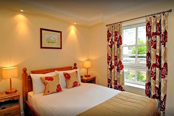 Grove Executive Apartments