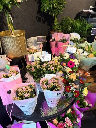 Charlie's Florist