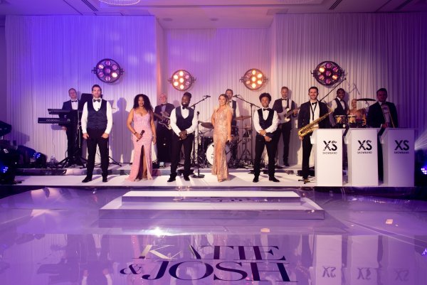 XS SHOWBAND
