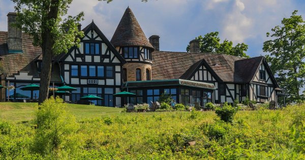 Punderson Manor Lodge