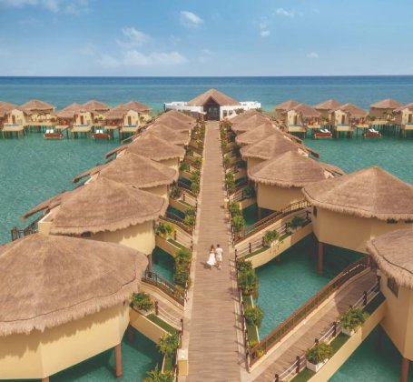 El Dorado Seaside Suites