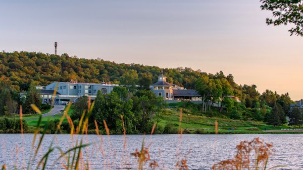 Deerhurst Resort