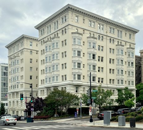 Churchill Hotel