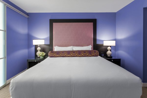 Opus Hotel