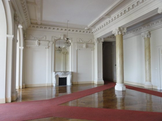 Majestic Hall